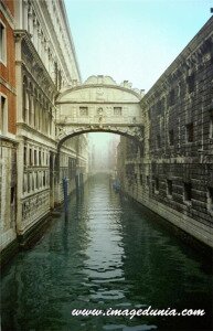 Amazing Bridge of Sighs,Venice,Italy