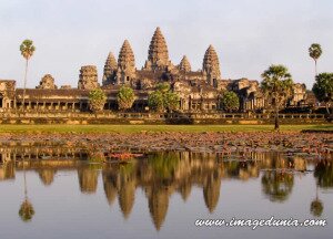 cambodia_angkor-wat_majesty