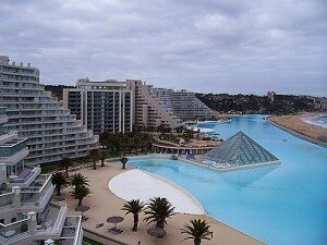 The San Alfonso del Mar Seawater Pool in Algarrobo7